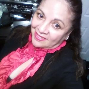 Meet your Posher, Sara